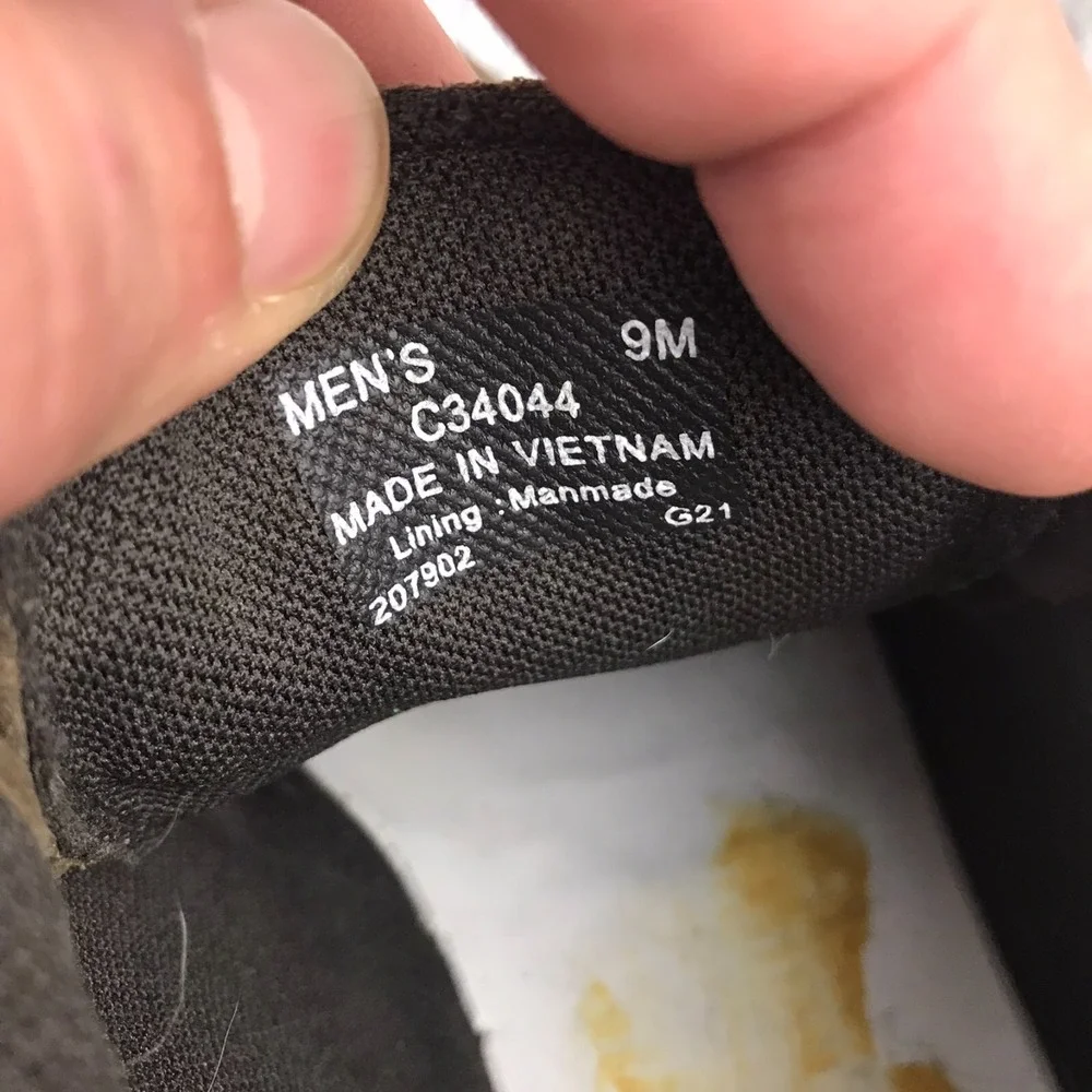 Cole Haan 4.ZeroGrand Waterproof City Chukka Boots Mens 9M Brown Suede C34044‎